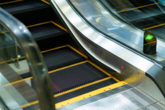 VDA expert witness services and vertical transportation consulting for elevators and escalators, serving the United States, Puerto Rico, and Guam.