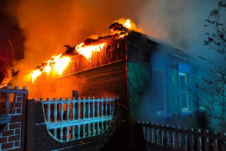 Experienced public adjuster maximizing insurance claims