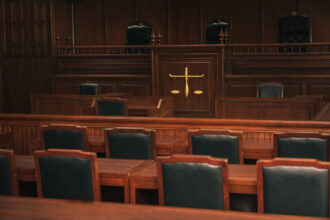 Alan Joseph Robinson providing expert witness testimony on security negligence.