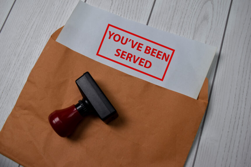 Mobile notary and skip tracing services in Pueblo, Colorado for legal document delivery